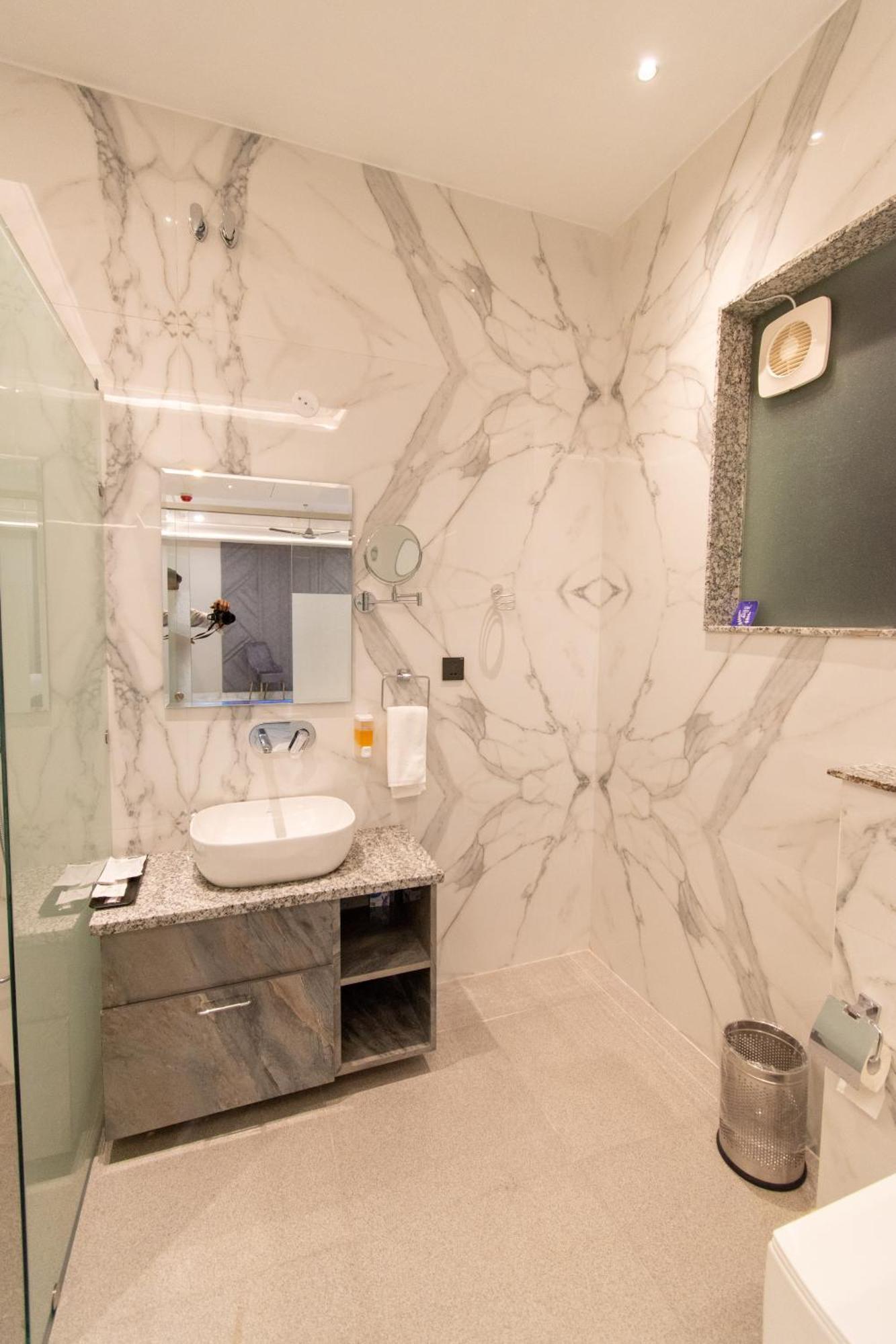 Hotel Miracle Resort Phagwāra 외부 사진